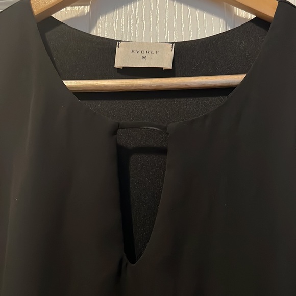 Black shift dress - Picture 2 of 2